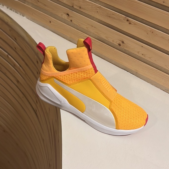 Puma women’s sneakers - Picture 8 of 9